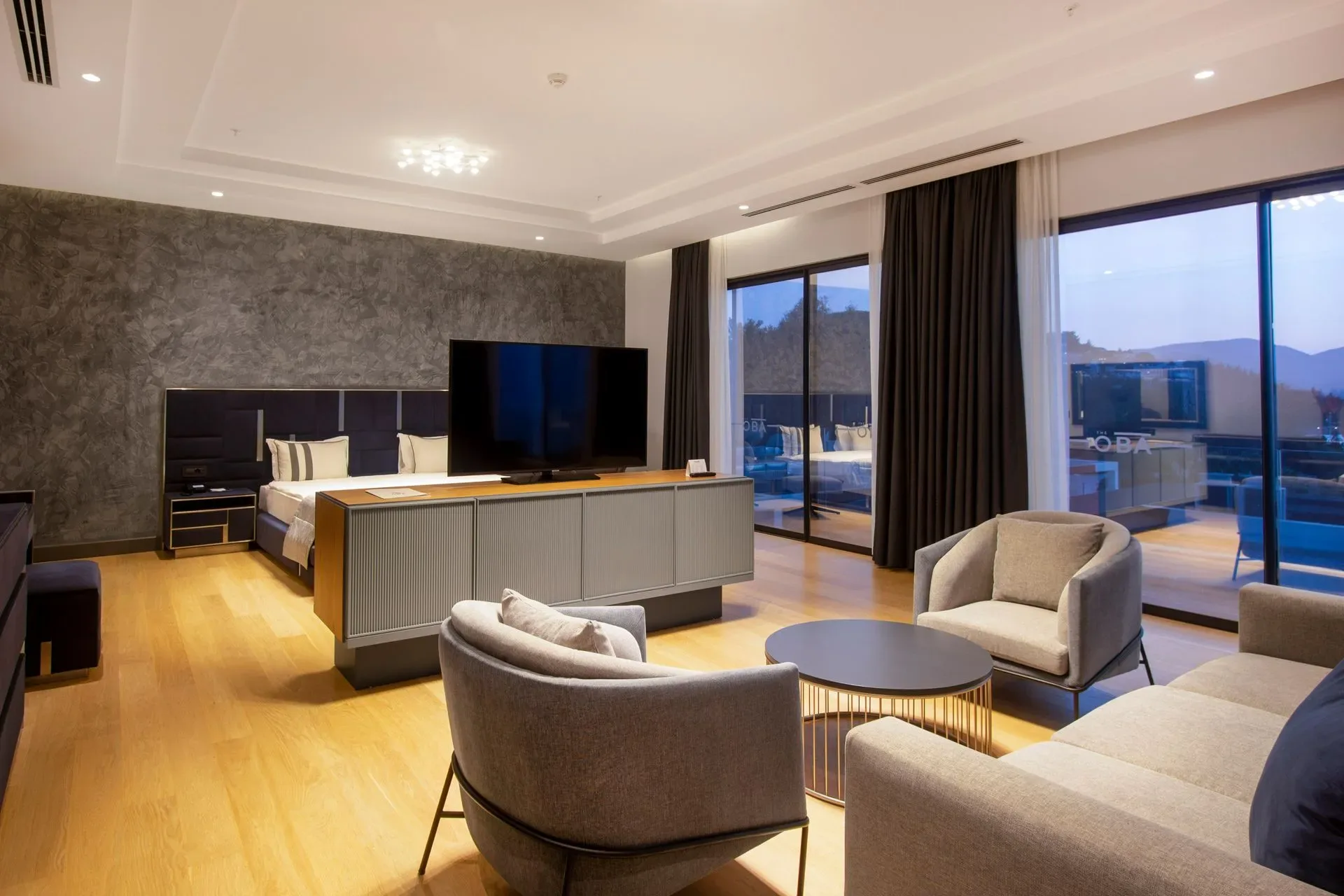 King Suite